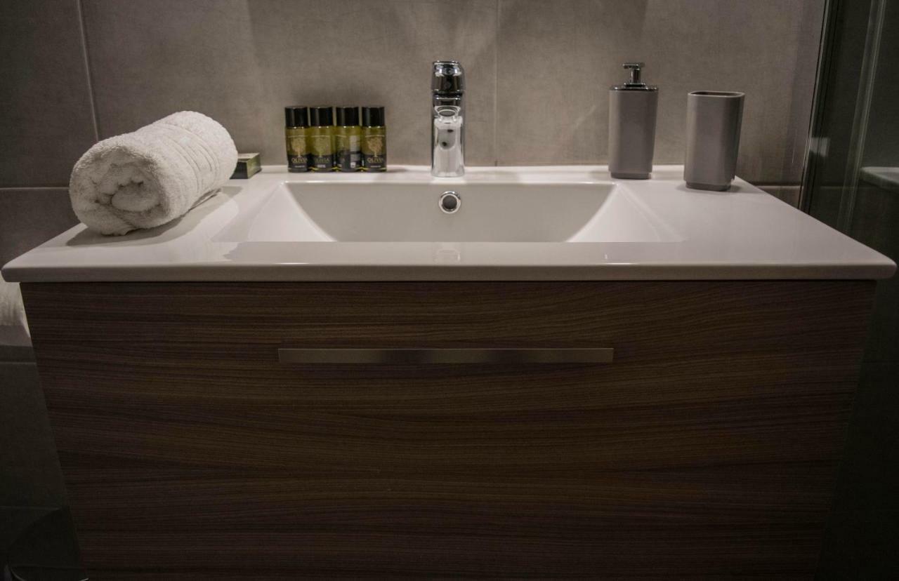 Chic And Minimal Apartment Close To Thissio Metro Athen Eksteriør bilde